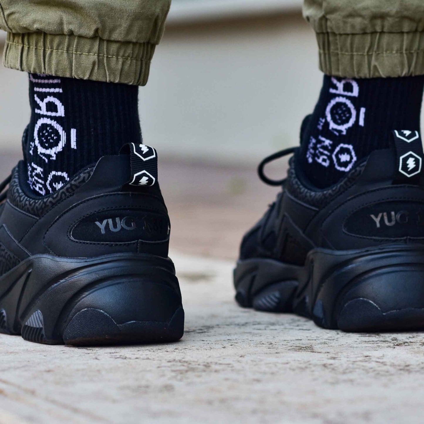 KOJIRŌ YUG139 Chaussures noir